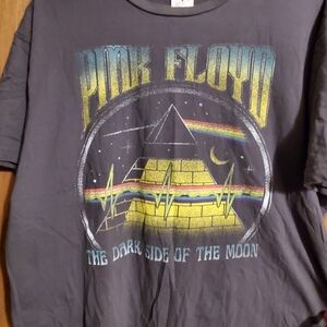 Pink Floyd Dark Side of the Moon T-Shirt.  Short Sleeve.XL GREY